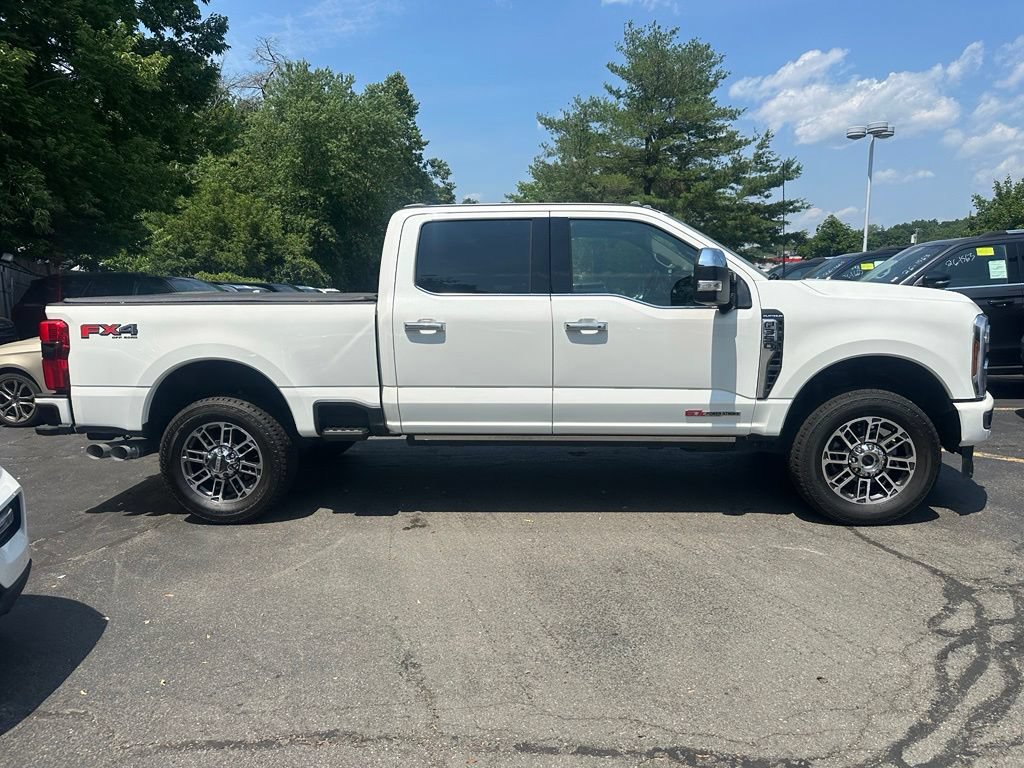 Used 2026 Ford F350 Platinum w/ Platinum Plus Package AWD/4WD image 4