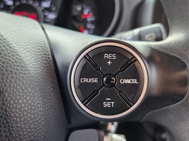 Used 2014 Kia Soul FWD image 27