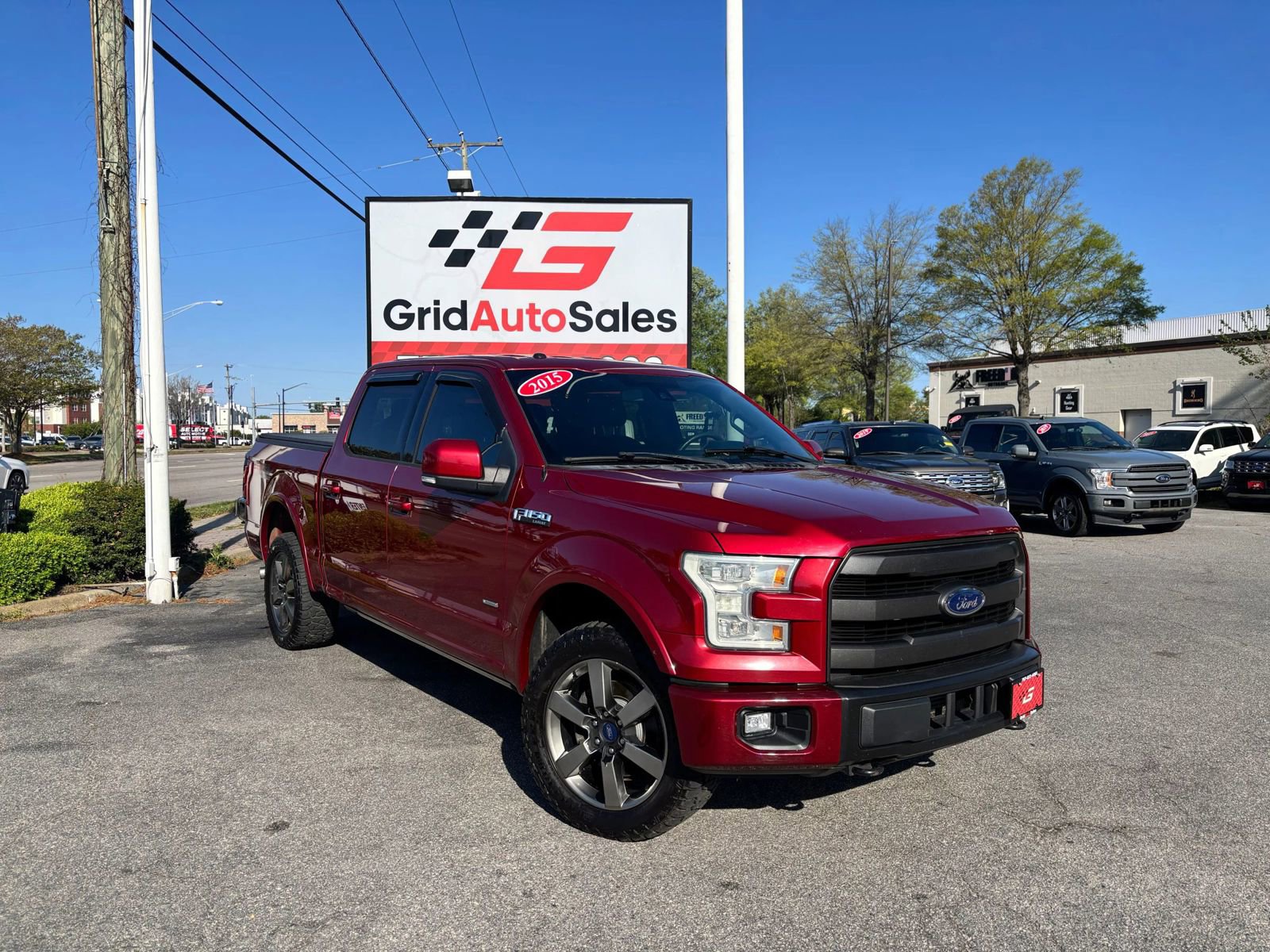 Used 2015 Ford F150 Lariat w/ Equipment Group 502A Luxury AWD/4WD image 1