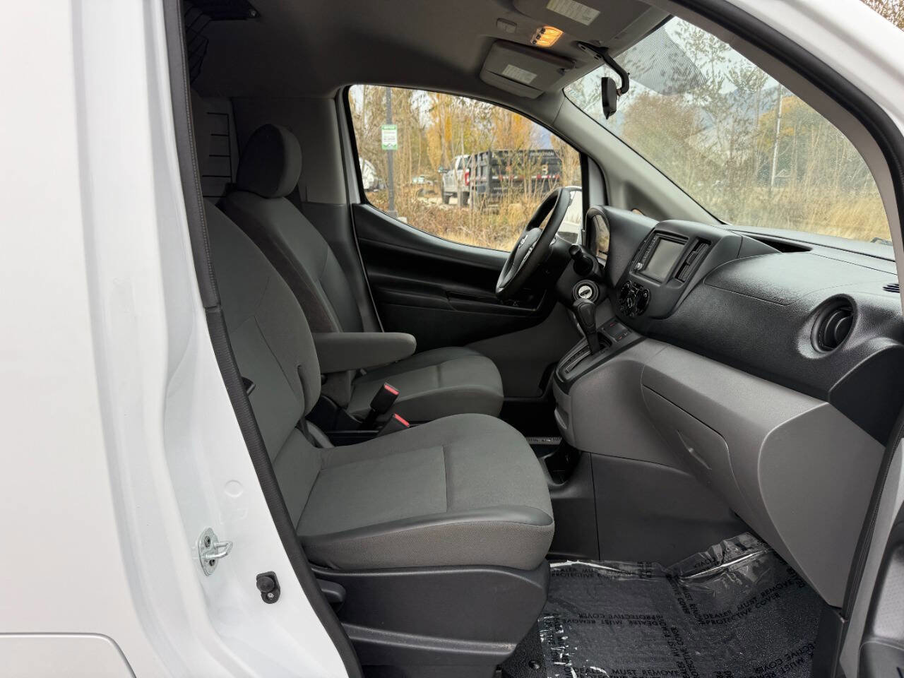 Used 2021 Nissan NV200 SV w/ Back Door Glass Package image 18