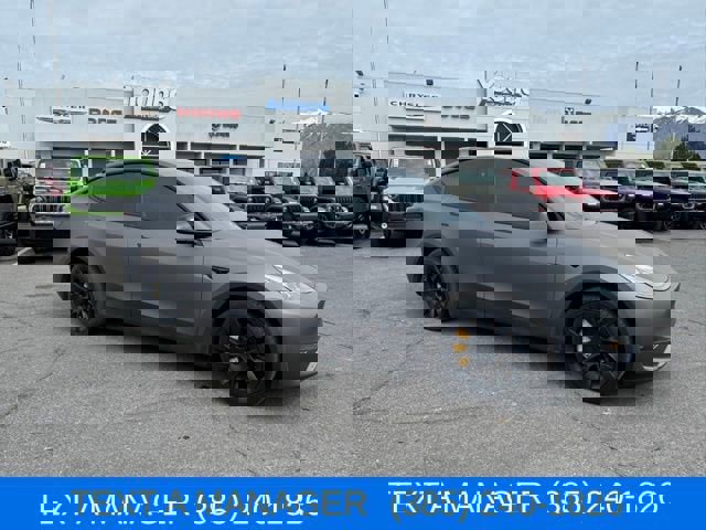 Used 2023 Tesla Model Y Long Range video 1