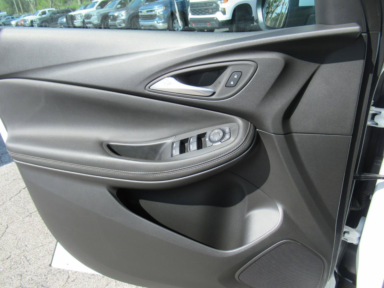 Used 2024 Buick Encore GX Preferred FWD image 20