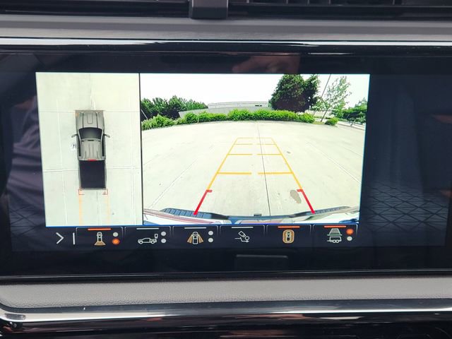 Used 2025 GMC Sierra 2500 AT4 w/ AT4 Premium Plus Package AWD/4WD image 19