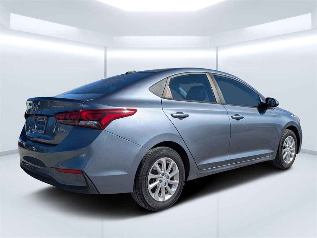 Used 2018 Hyundai Accent SEL image 3