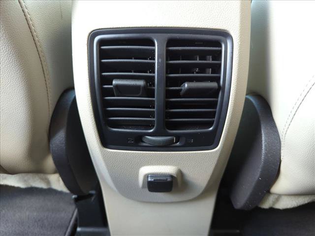 Used 2019 Ford Escape SEL FWD image 16