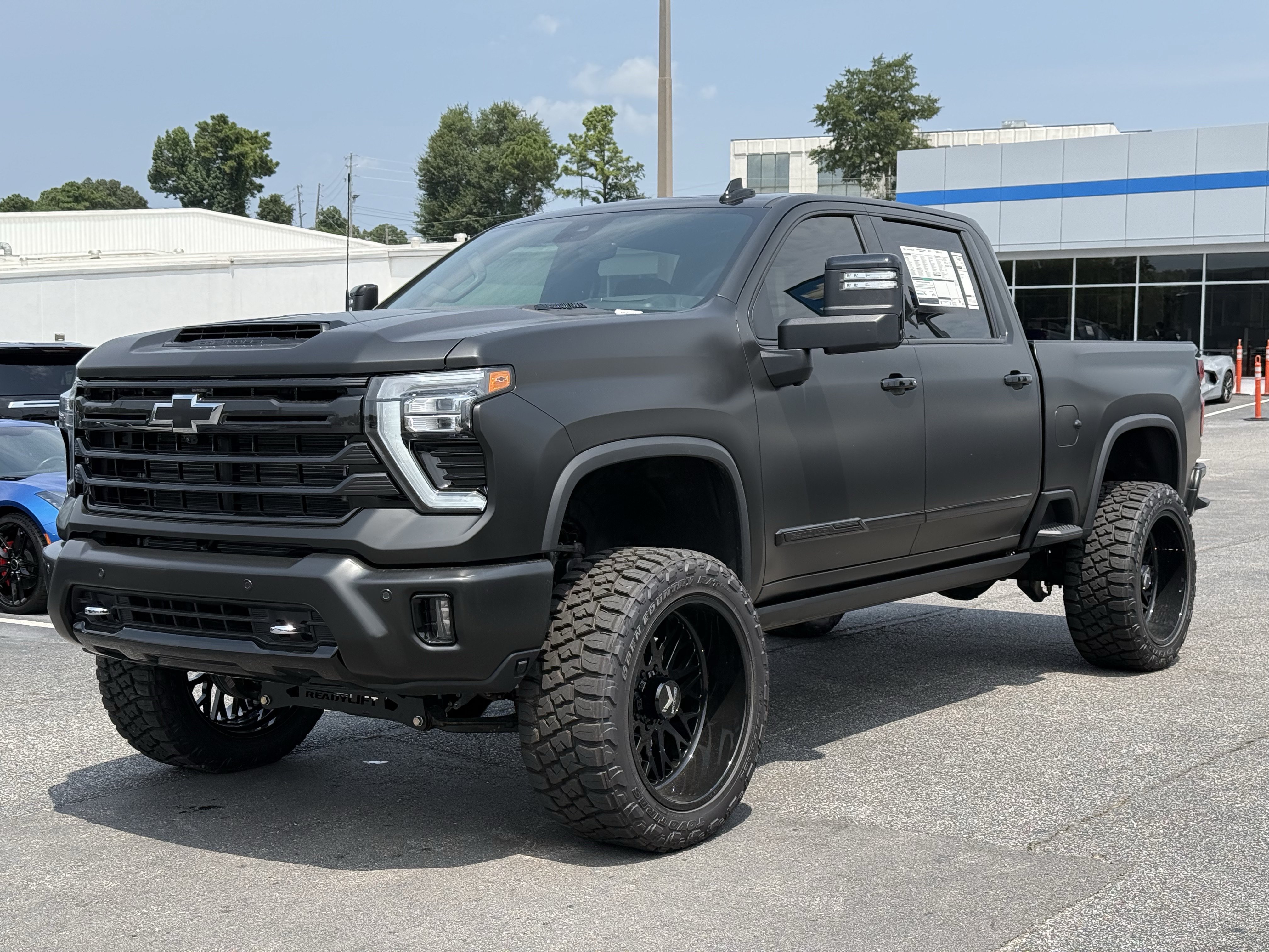 New 2026 Chevrolet Silverado 2500 High Country w/ Midnight Edition AWD/4WD image 5