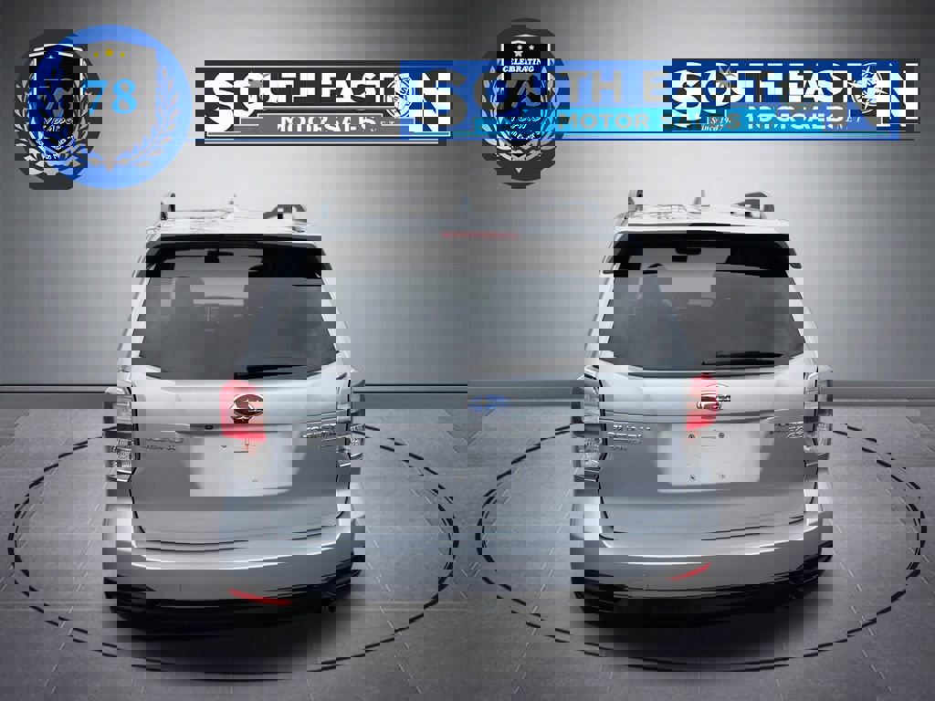 Used 2017 Subaru Forester 2.5i Premium w/ All-Weather Package image 4