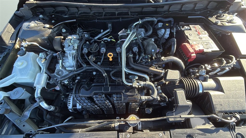 Used 2024 Nissan Altima 2.5 SV image 19