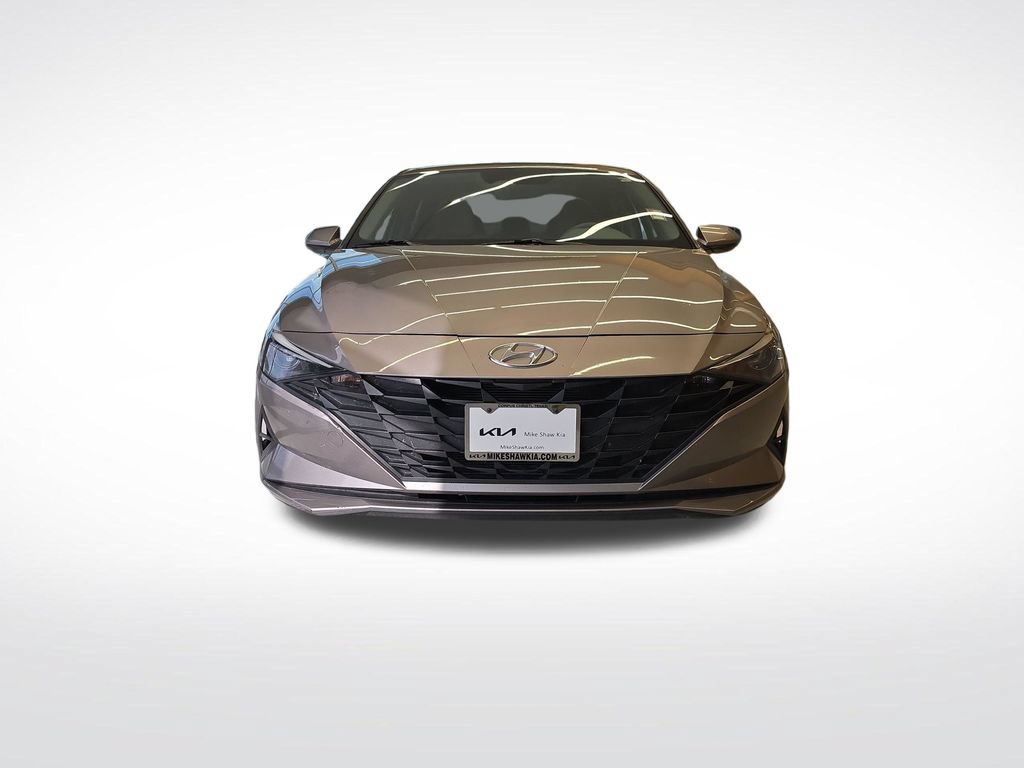Used 2022 Hyundai Elantra SEL FWD image 11