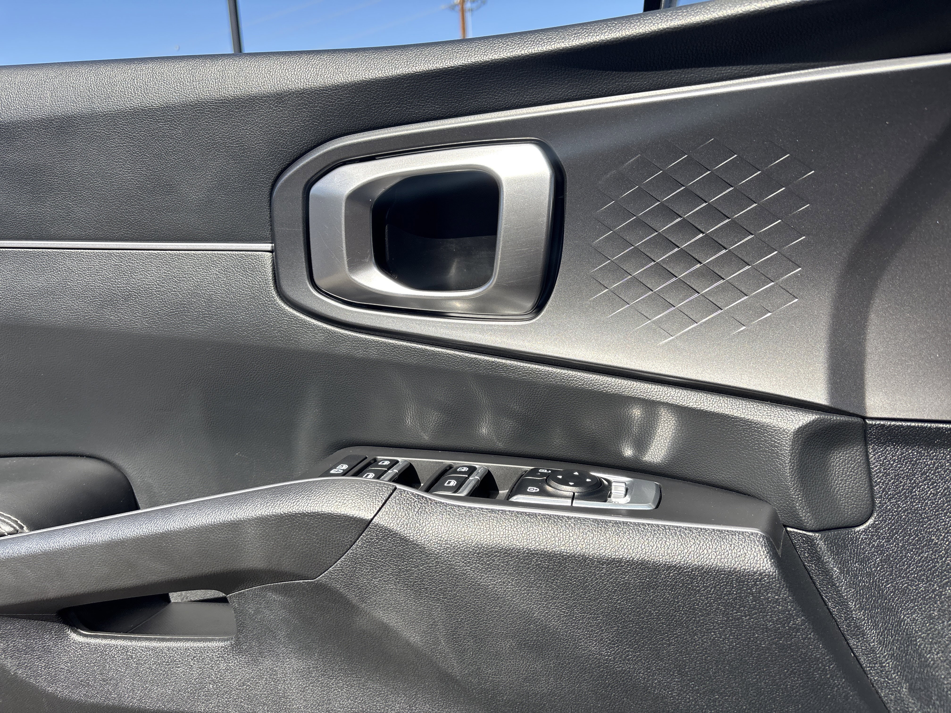 Certified 2024 Kia Sorento S FWD image 19