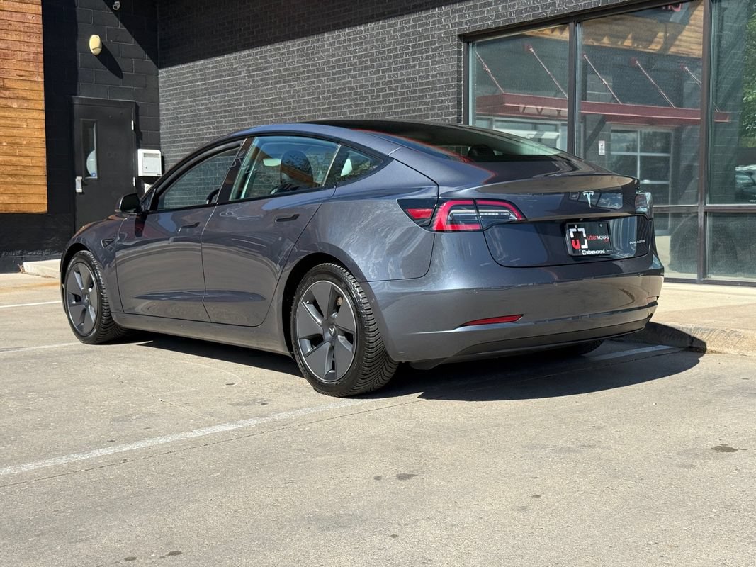 Used 2021 Tesla Model 3 Long Range AWD/4WD image 16