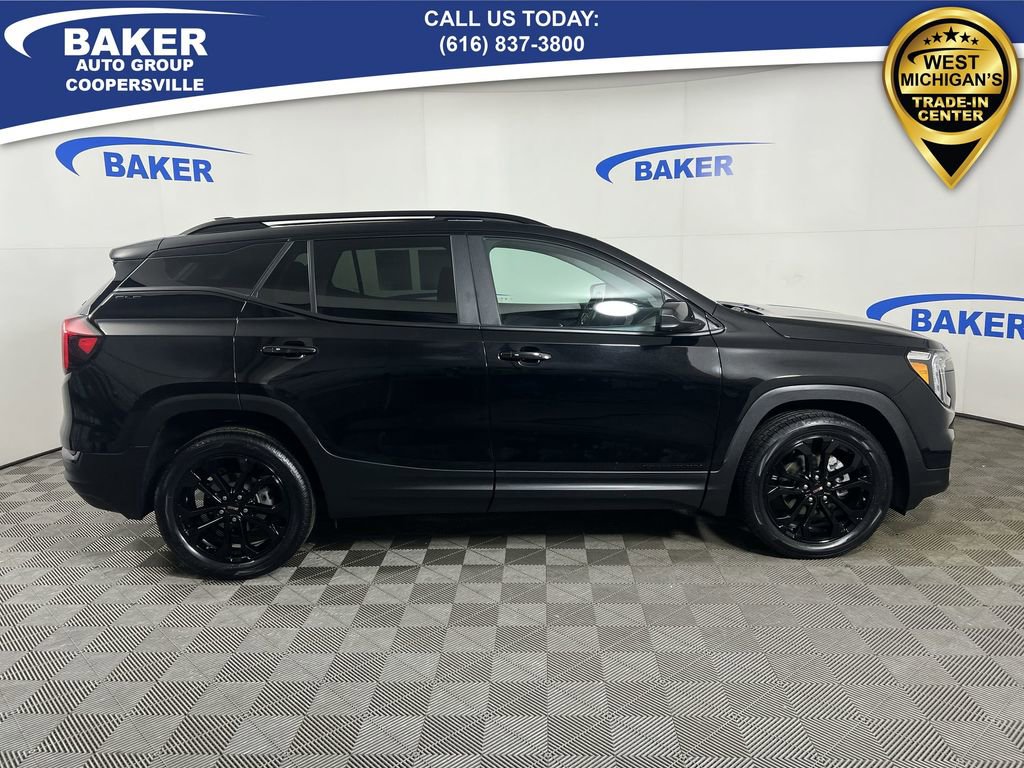 Used 2022 GMC Terrain SLE w/ Driver Convenience Package image 10