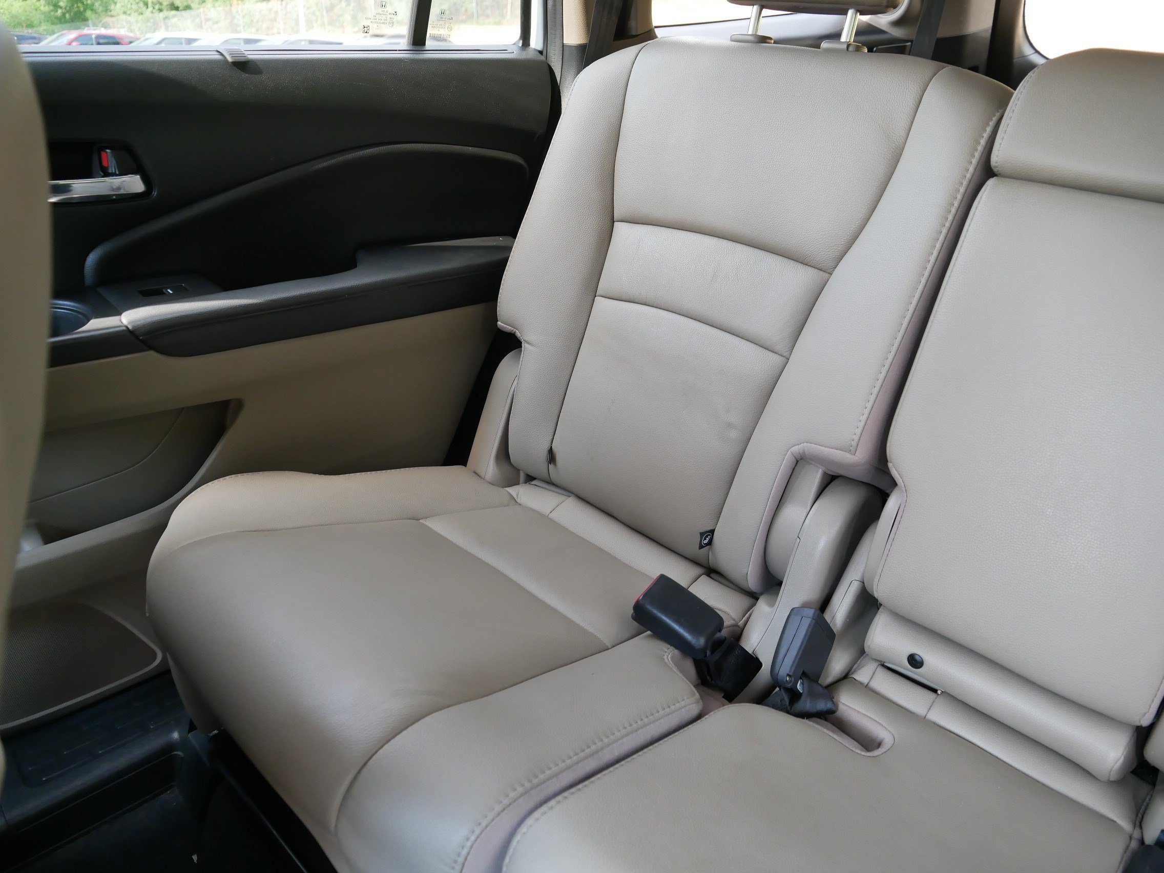 Used 2021 Honda Pilot Touring image 12