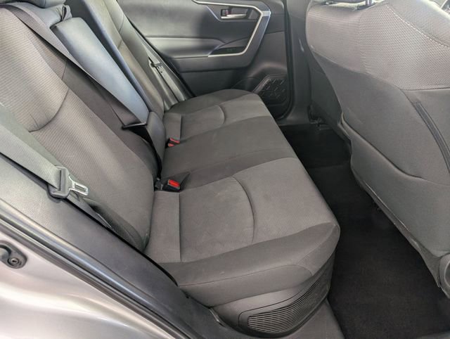 Used 2025 Toyota RAV4 XLE image 28