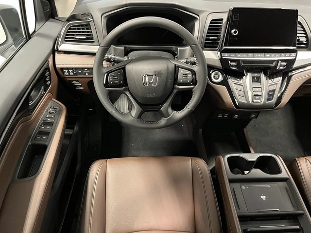 New 2026 Honda Odyssey Touring image 20