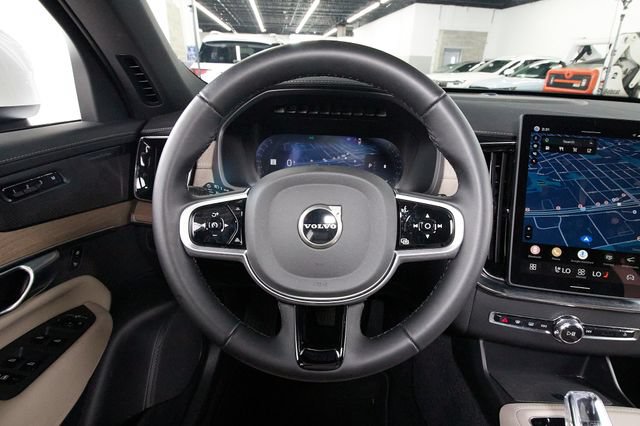 Certified 2026 Volvo XC90 B6 Plus AWD/4WD image 8