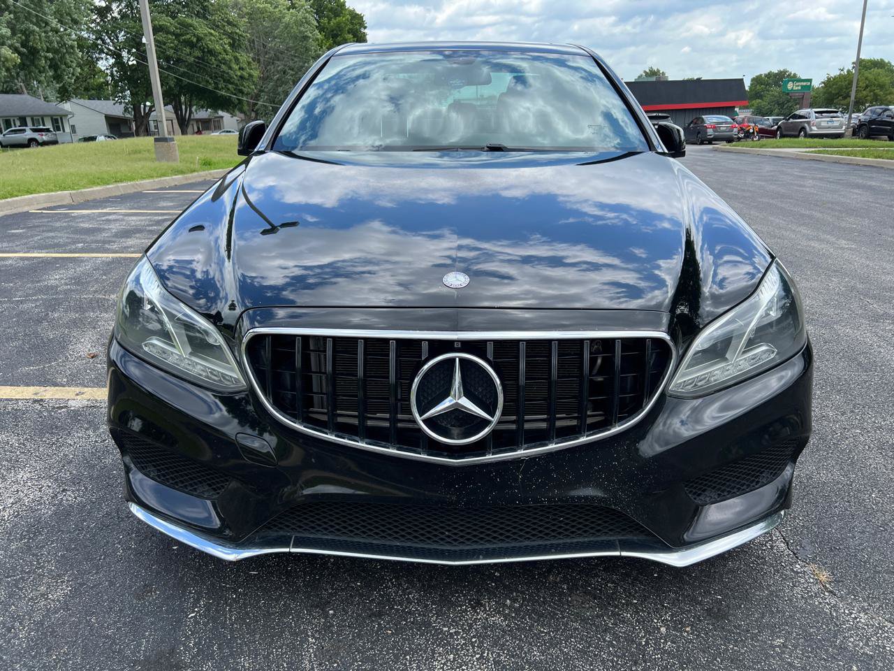 Used 2016 Mercedes-Benz E 350 Sedan w/ Premium Package image 9