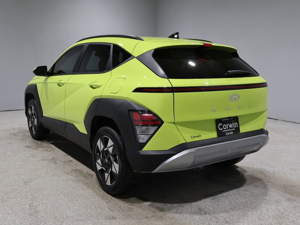 Used 2025 Hyundai Kona SEL image 5