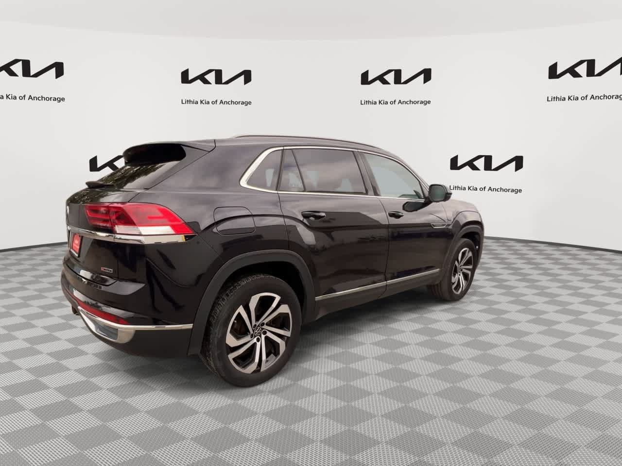 Used 2021 Volkswagen Atlas Cross Sport SEL Premium AWD/4WD image 8