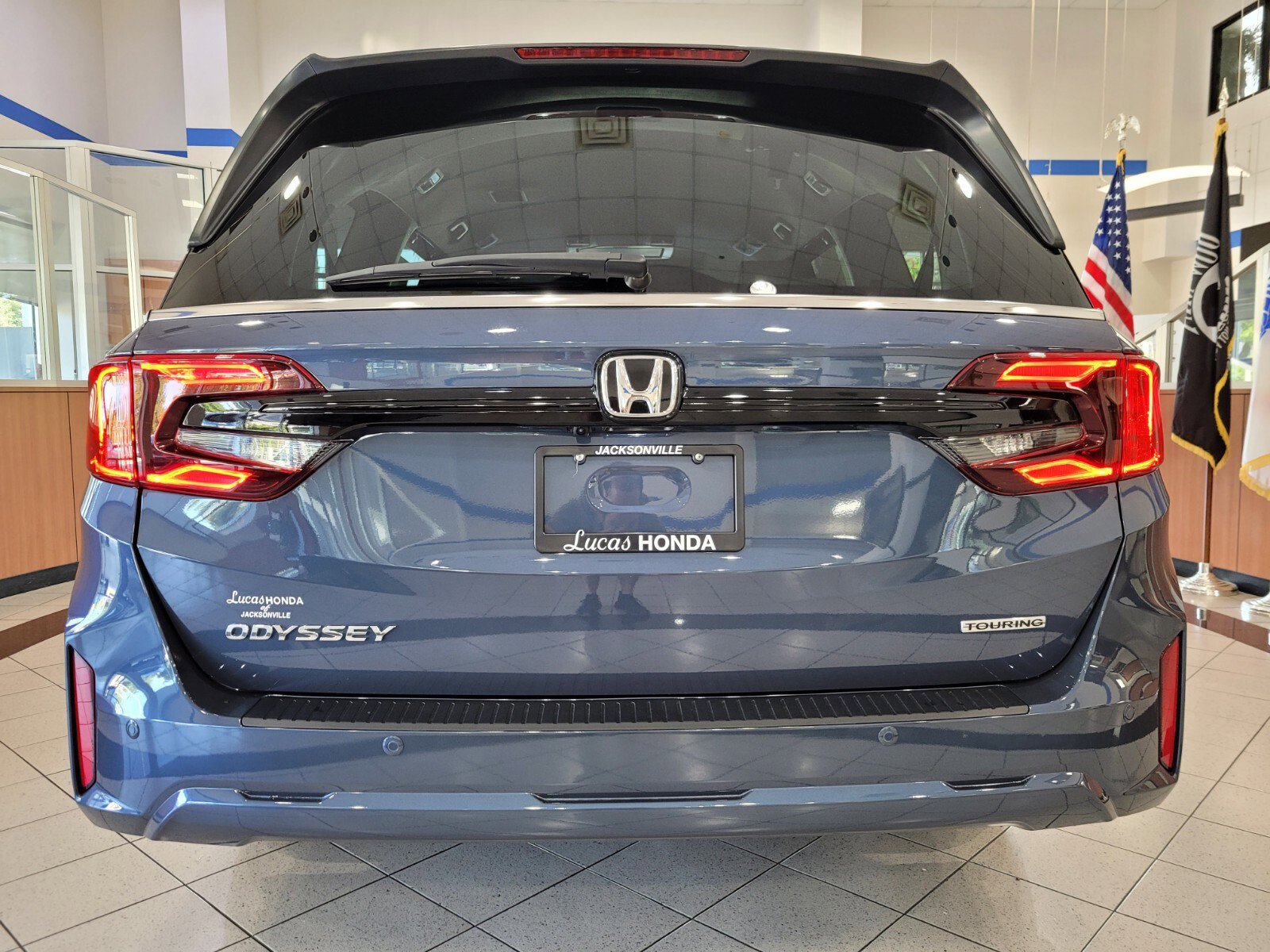 New 2026 Honda Odyssey Touring image 5