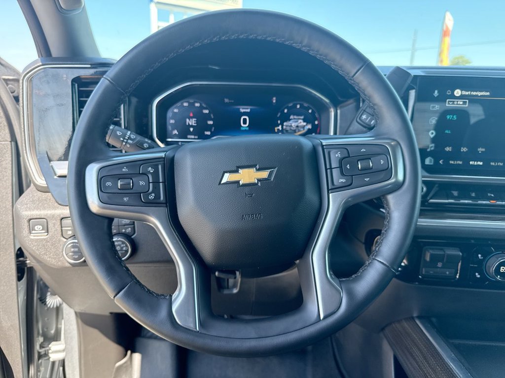 Used 2025 Chevrolet Silverado 2500 LT w/ All Star Edition AWD/4WD image 23
