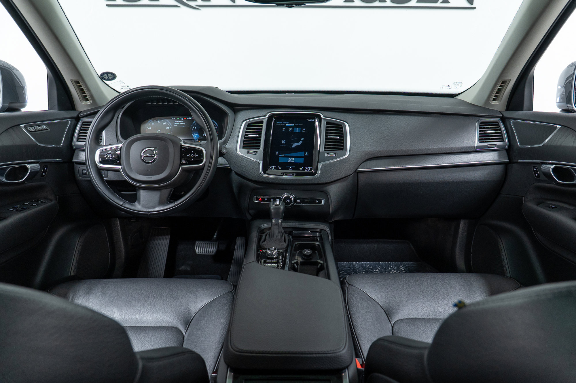 Used 2020 Volvo XC90 T6 Momentum image 15