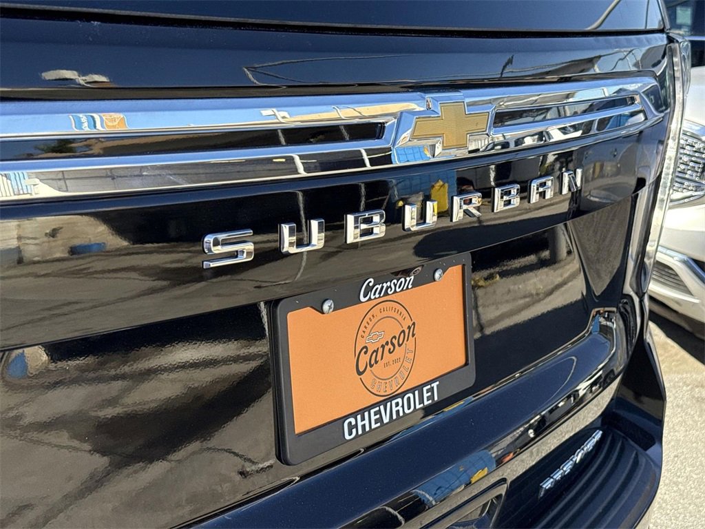 Used 2024 Chevrolet Suburban Premier image 29