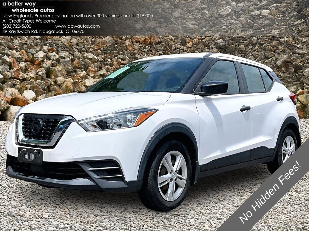 Used 2020 Nissan Kicks S FWD image 1