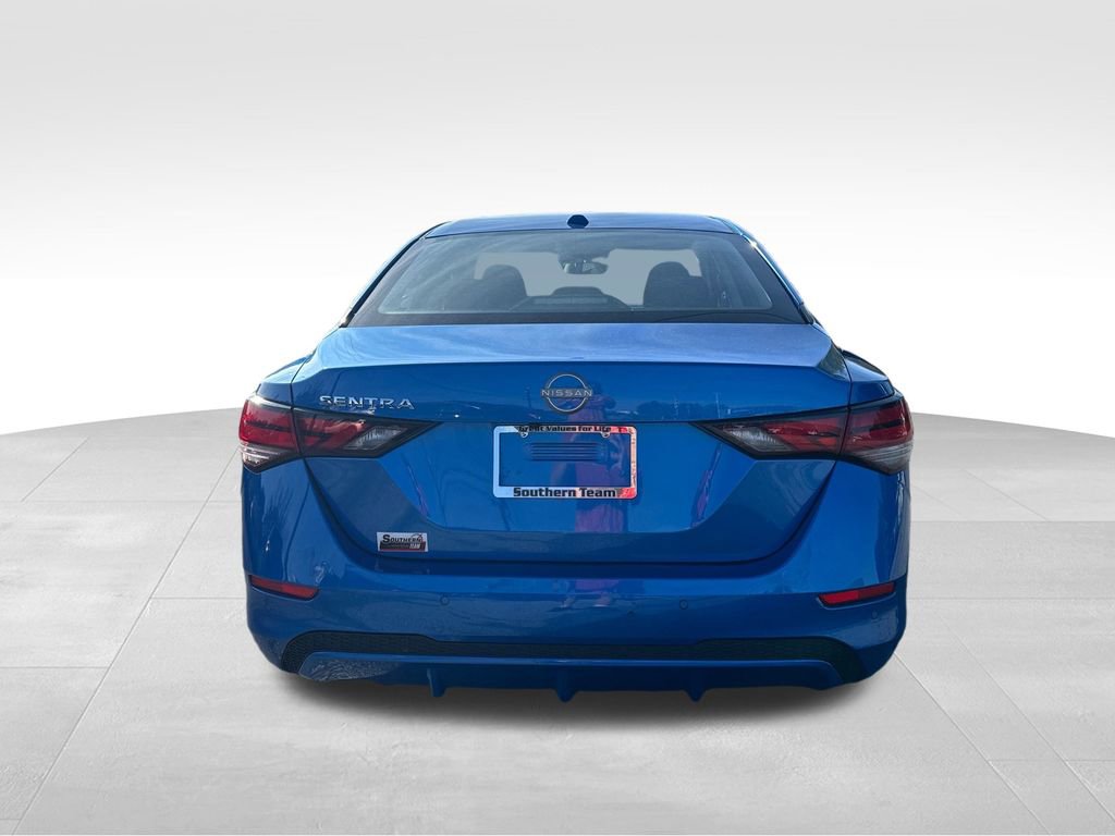 Used 2025 Nissan Sentra SV image 5