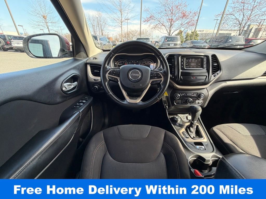 Used 2016 Jeep Cherokee Latitude image 17