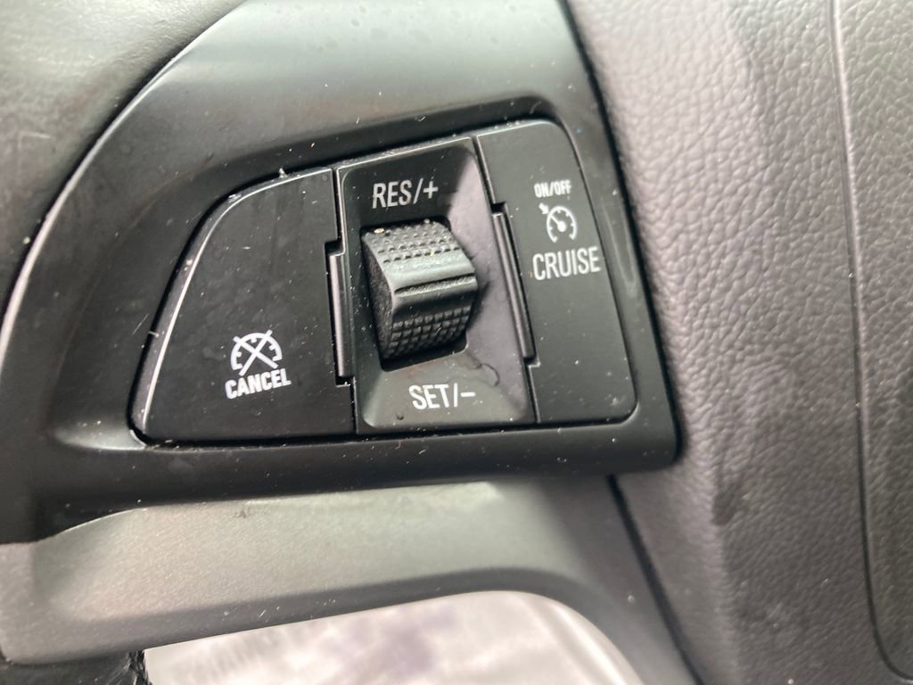 Used 2022 Chevrolet Trax LT w/ Driver Confidence Package image 42