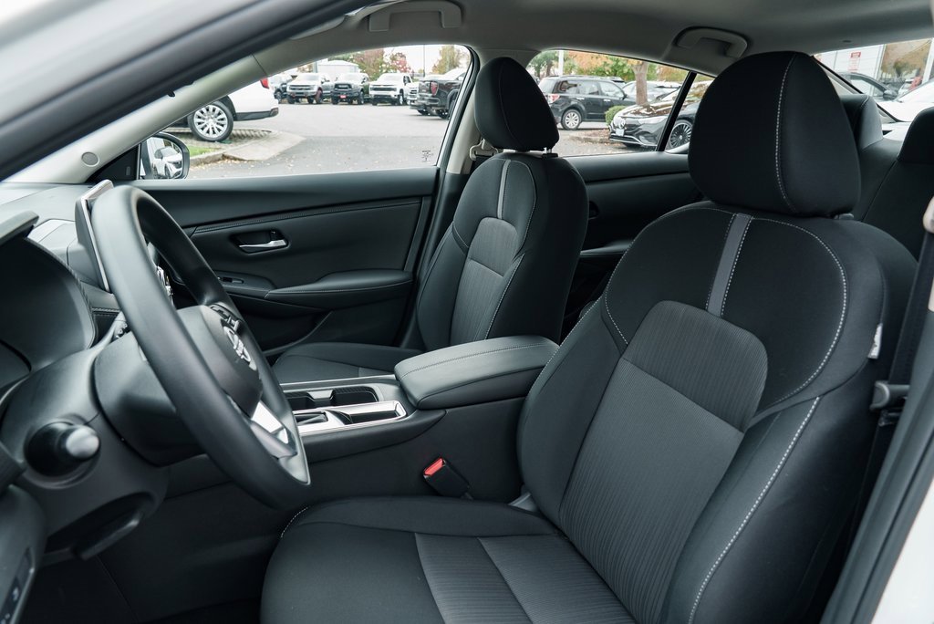 New 2025 Nissan Sentra SV w/ Trunk Package image 19