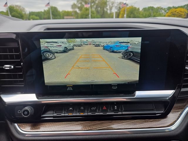 Used 2022 Chevrolet Silverado 1500 LT AWD/4WD image 21