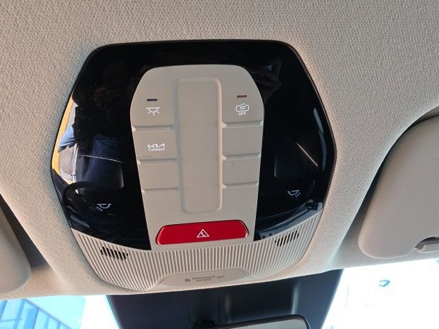 Used 2025 Kia K4 FWD image 20