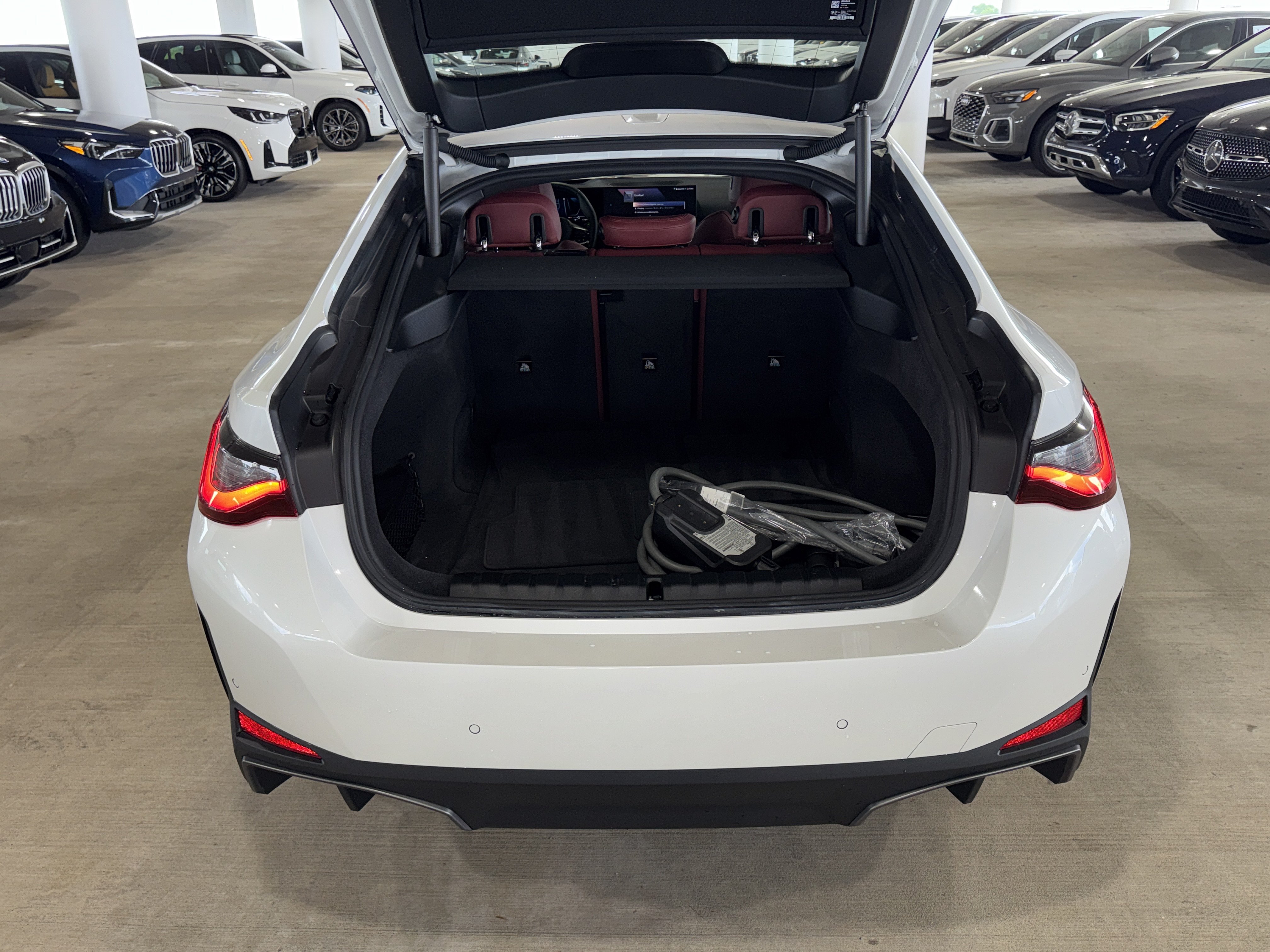 Used 2025 BMW i4 eDrive40 w/ Premium Package RWD image 16