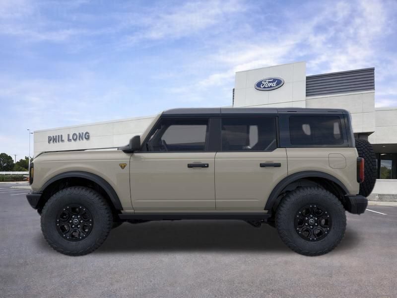 New 2026 Ford Bronco Badlands AWD/4WD image 3
