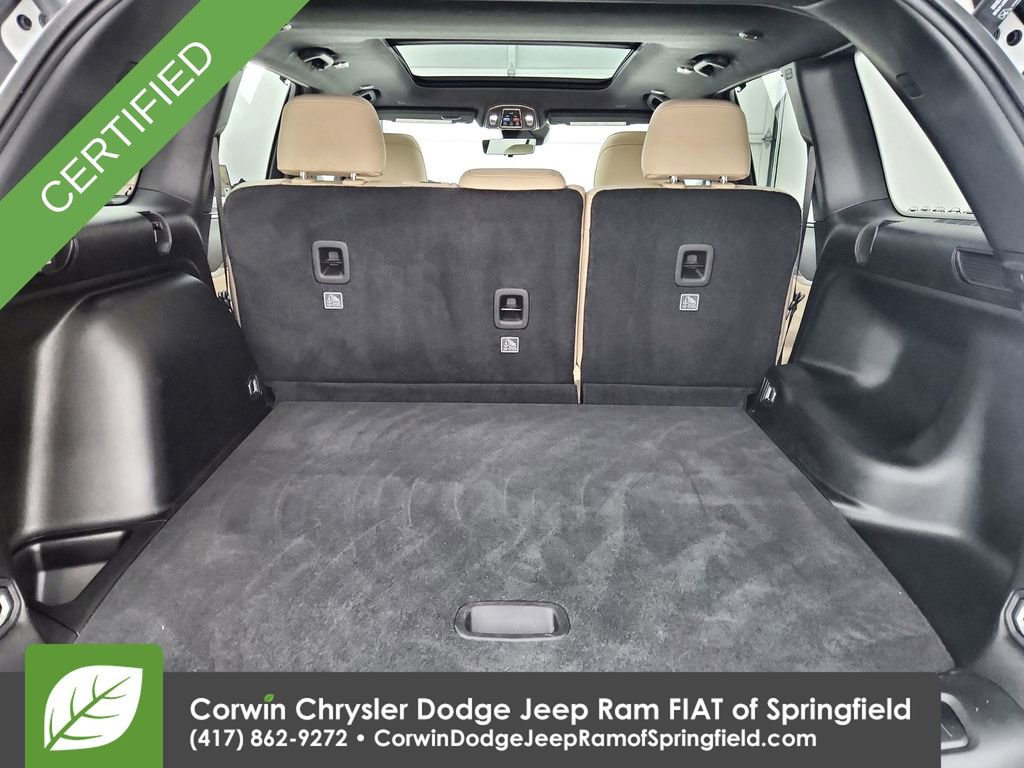 Certified 2024 Jeep Grand Cherokee Limited w/ Luxury Tech Group II AWD/4WD image 31