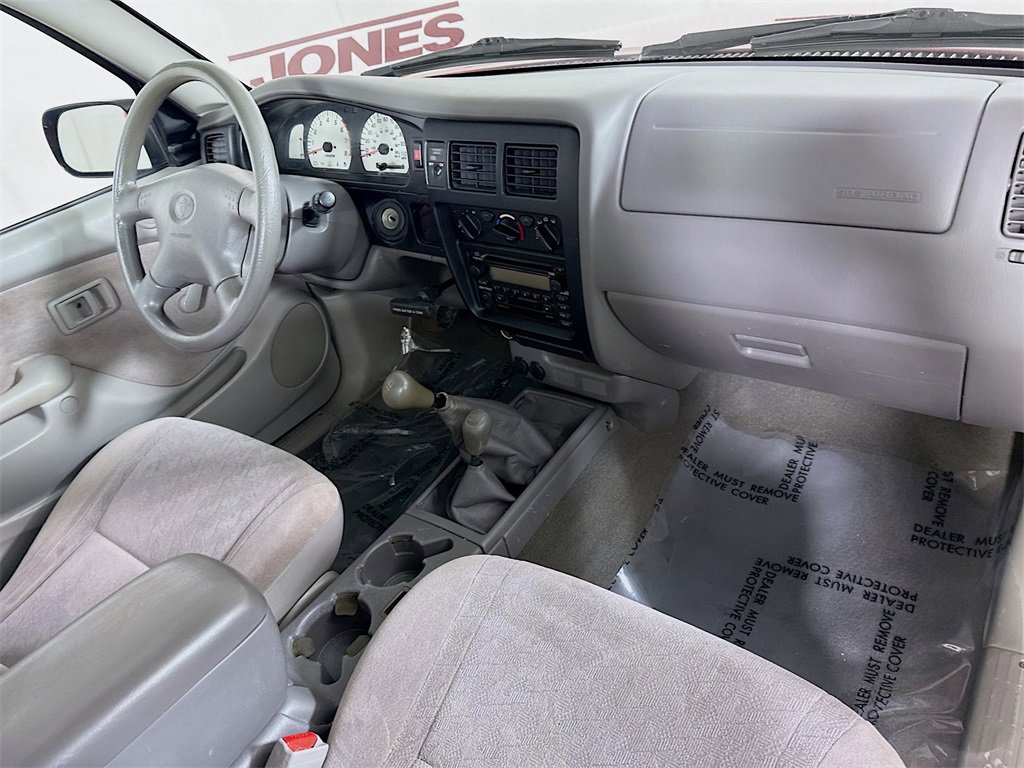 Used 2001 Toyota Tacoma Base image 25