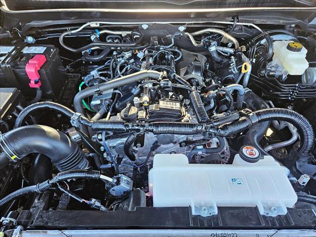 Used 2025 Toyota Tacoma SR5 image 19