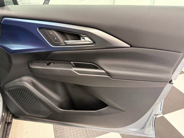New 2026 Chevrolet Equinox EV LT AWD/4WD image 22