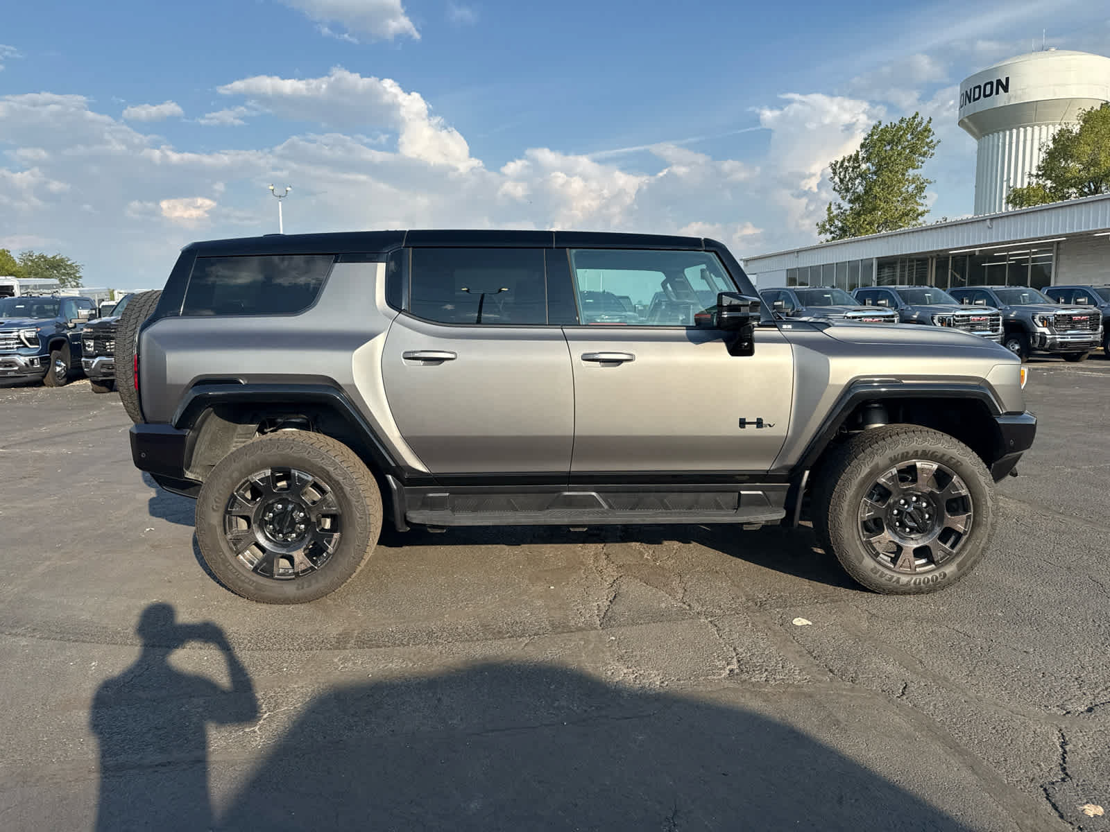 Certified 2026 GMC Hummer EV 3X AWD/4WD image 6