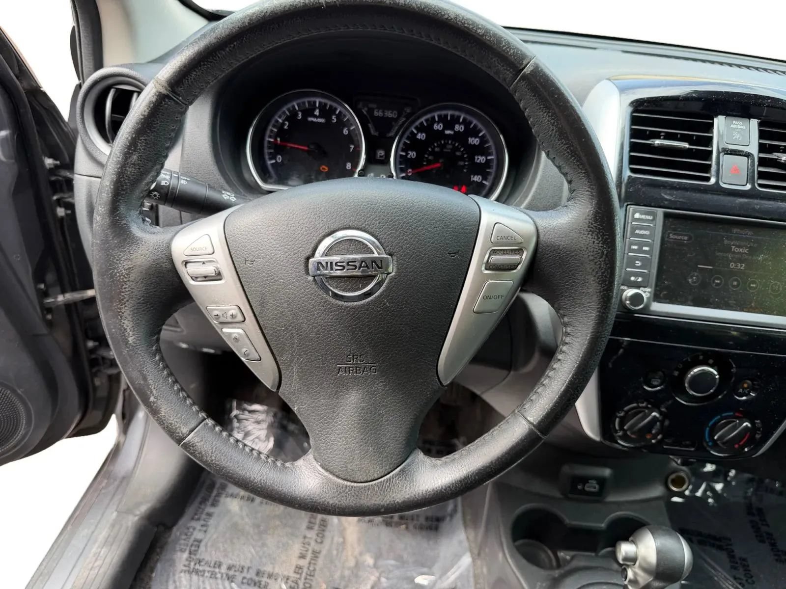 Used 2019 Nissan Versa SV w/ SV Special Edition Package FWD image 11