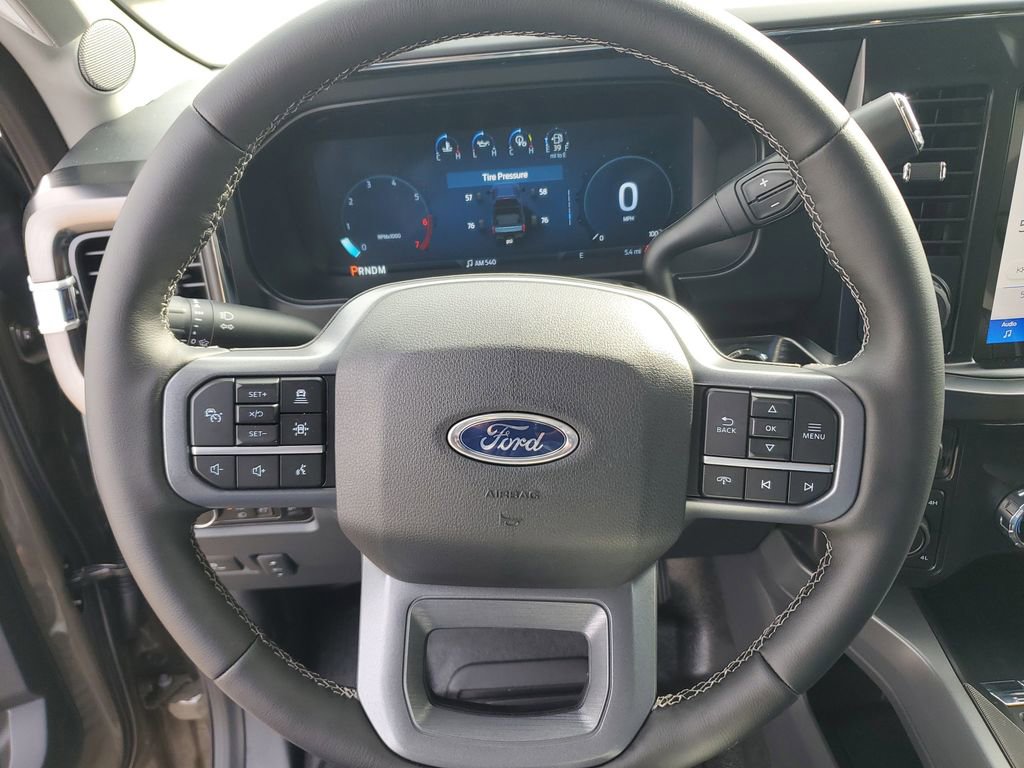New 2026 Ford F350 4x4 Crew Cab Super Duty image 15