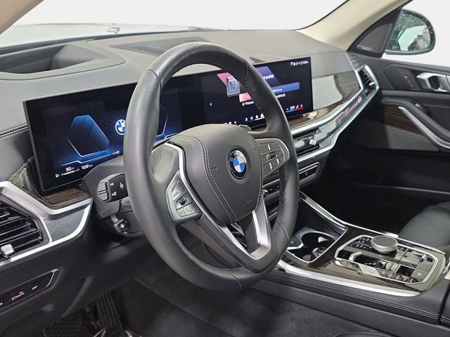 Certified 2026 BMW X7 xDrive40i AWD/4WD image 12