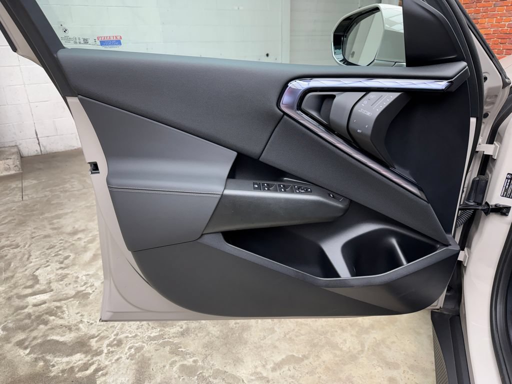 Certified 2025 BMW X3 xDrive30i AWD/4WD image 10