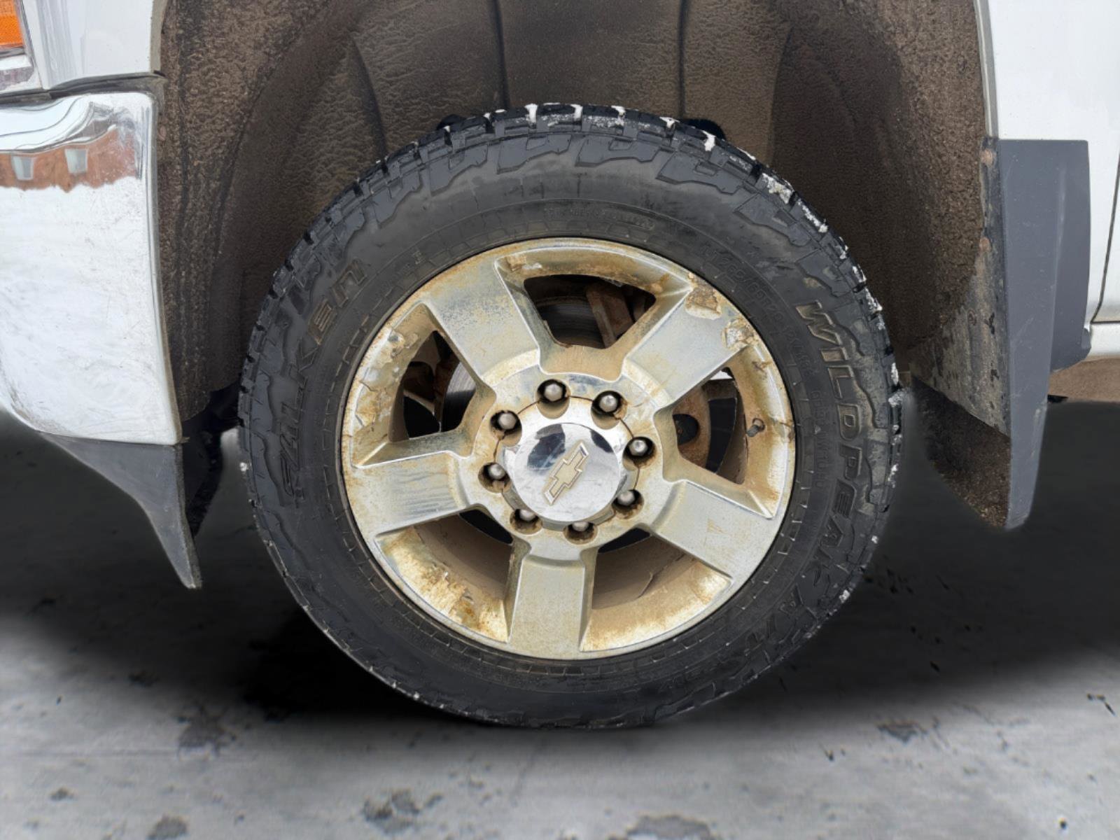 Used 2015 Chevrolet Silverado 2500 LTZ image 37