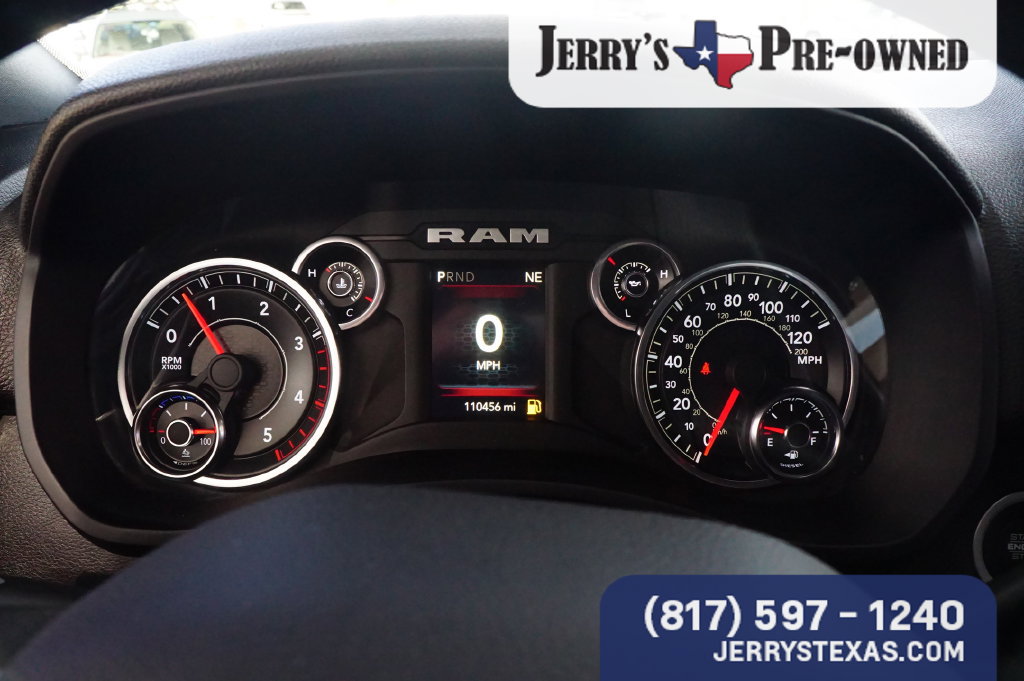 Used 2022 RAM 3500 Tradesman w/ Chrome Appearance Group AWD/4WD image 11