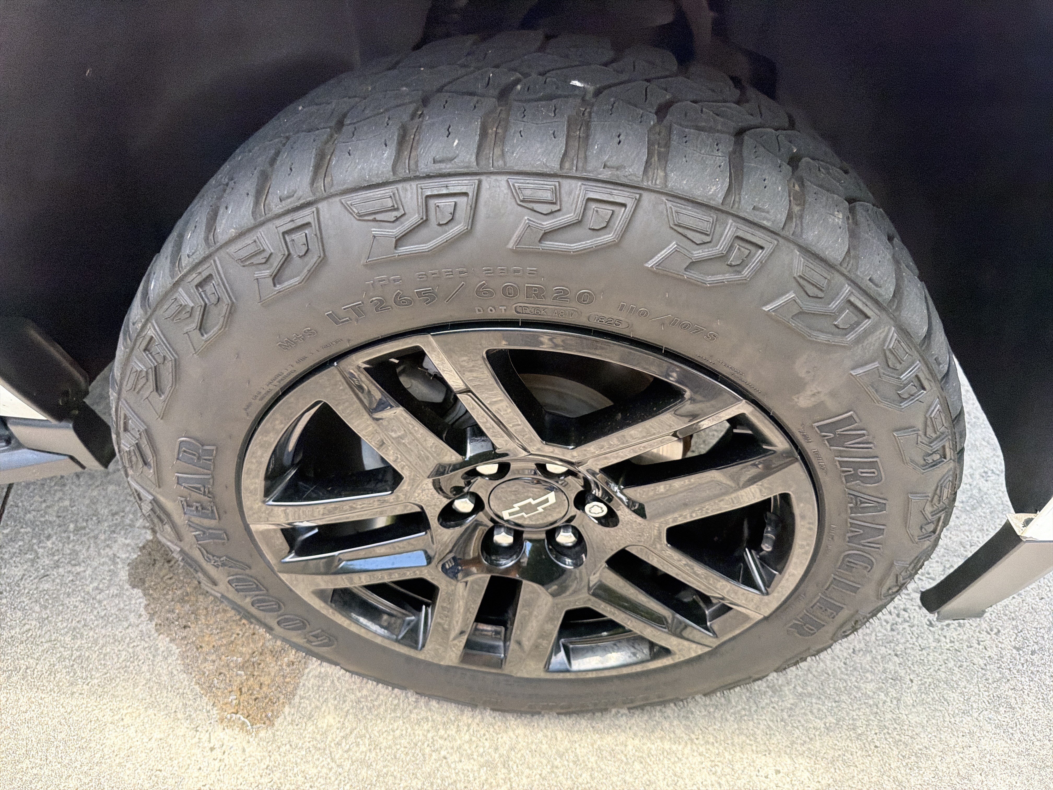 Used 2019 Chevrolet Tahoe LS AWD/4WD image 15
