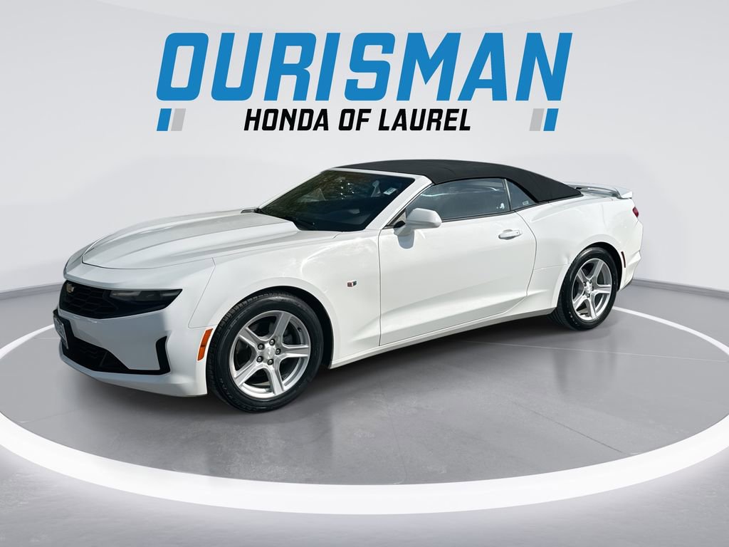 Used 2020 Chevrolet Camaro LT image 4