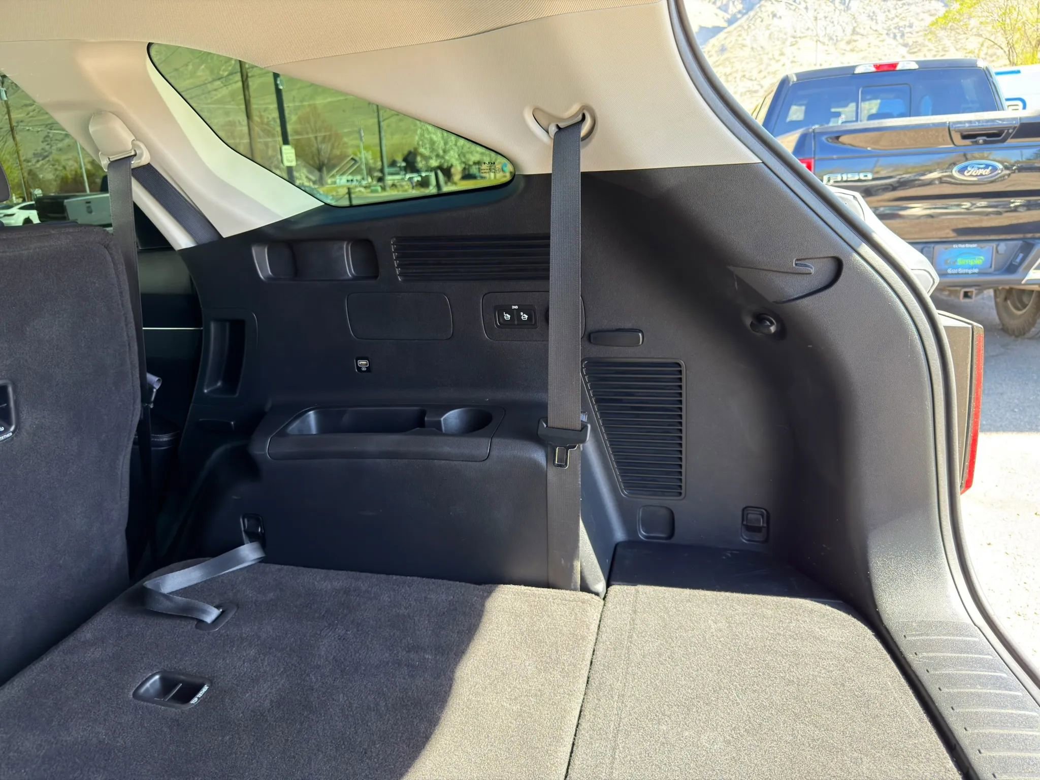 Used 2023 Kia Sorento X-Line EX image 16